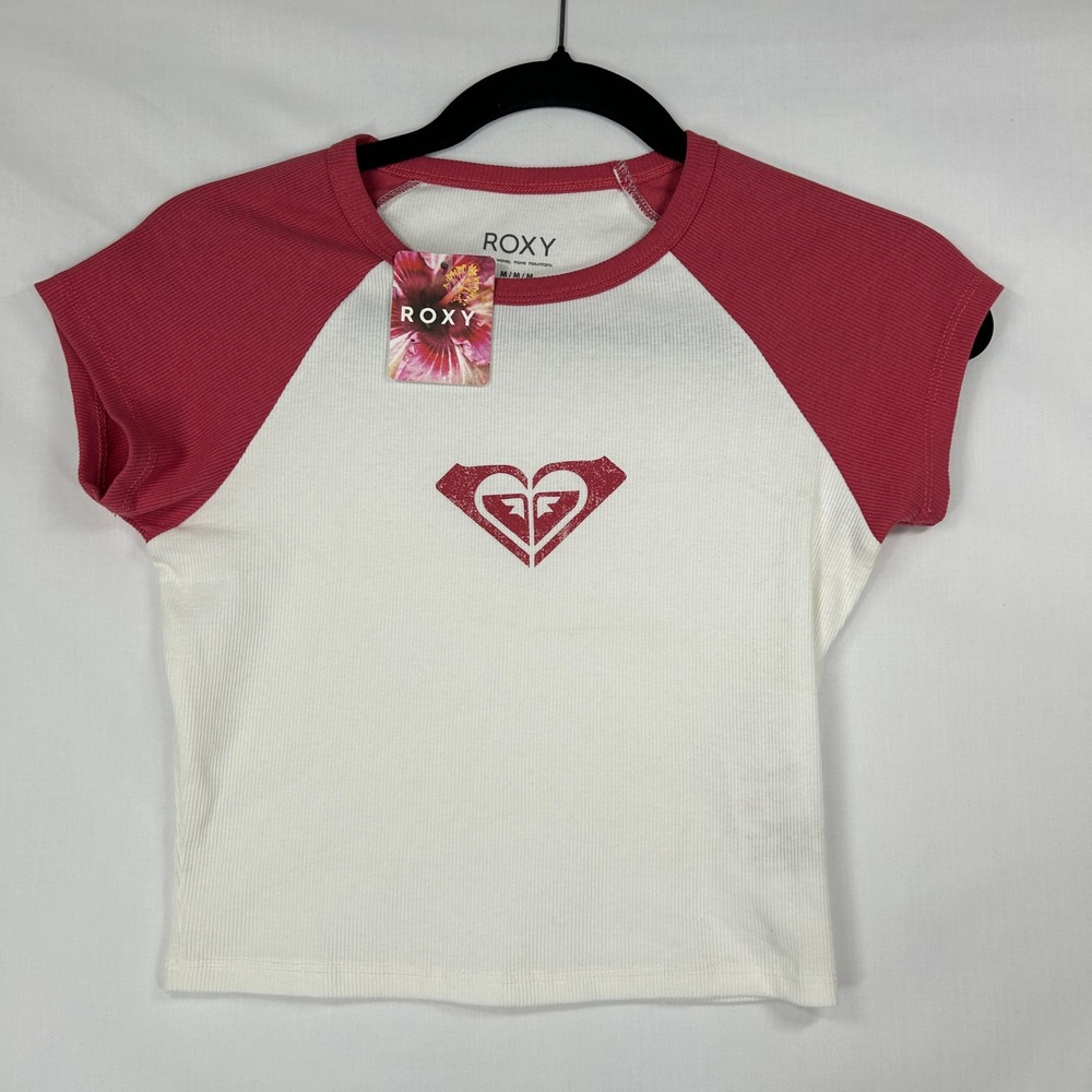 Roxy NWT Ribbed Ringer Crop Top – White & Berry Red Heart Logo (Medium)